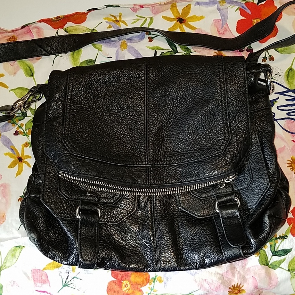 Sak black leather cross body purse